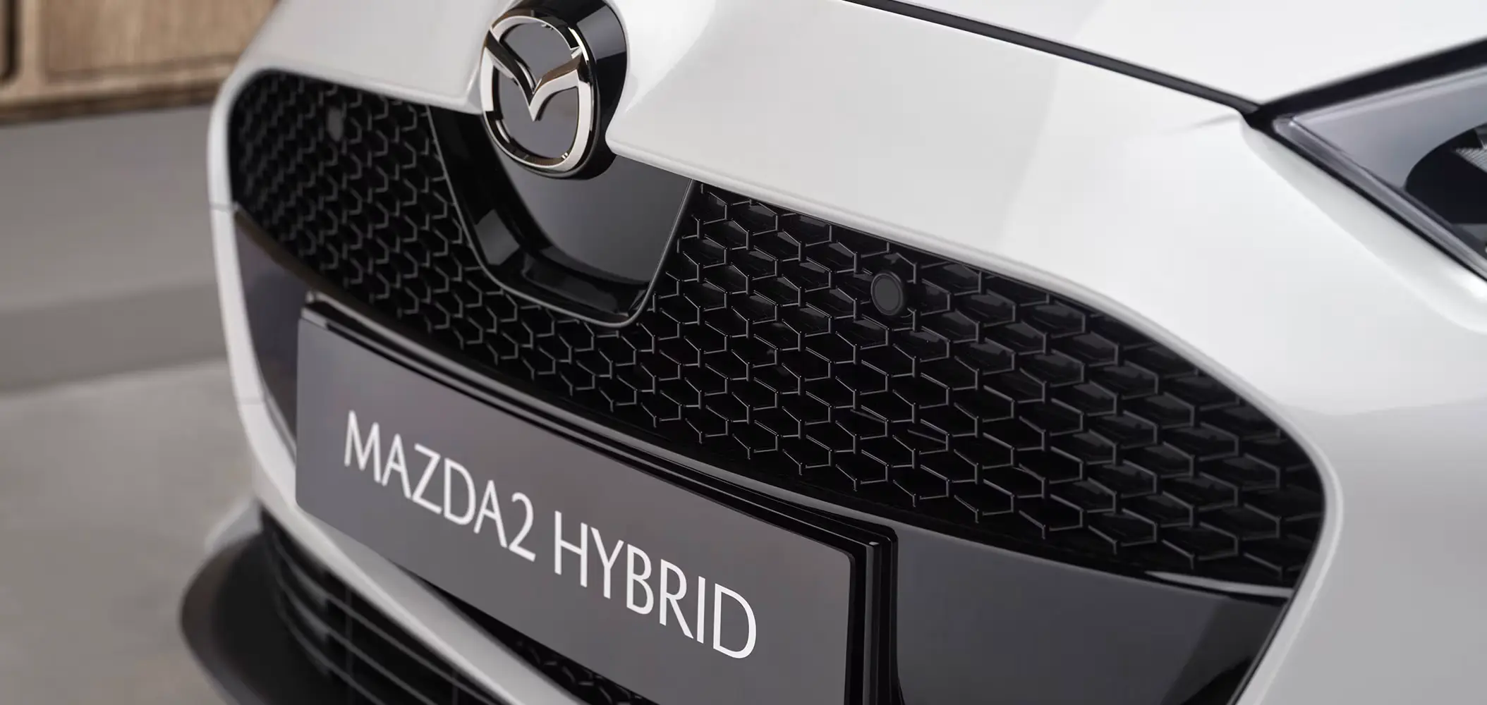 MoVi Mazda 2 Hybrid griglia