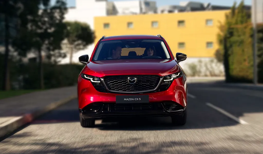 Il nuovo Mazda CX-5 trasforma l’abitacolo in un salotto hi-tech